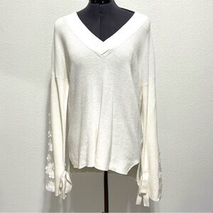 French Connection Woman Classic White Mozart Caballo Lace Knits Sleeves Size S